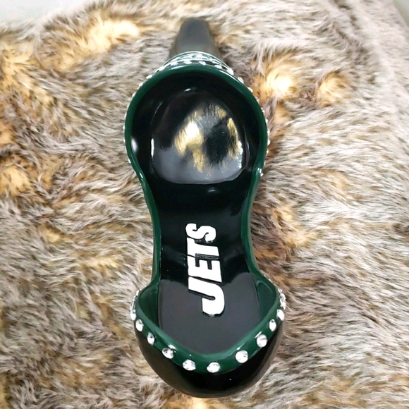 New York Jets Decorative Shoe Wine Bottle Holder - Picture 7 of 8